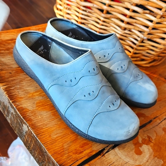 Dansko Light Blue Mule Clogs Size 8.5 - Picture 1 of 12